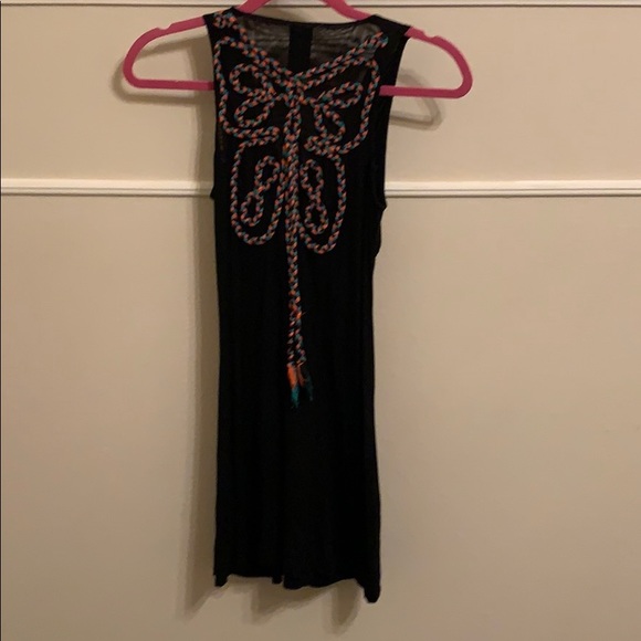 Top - Picture 2 of 2